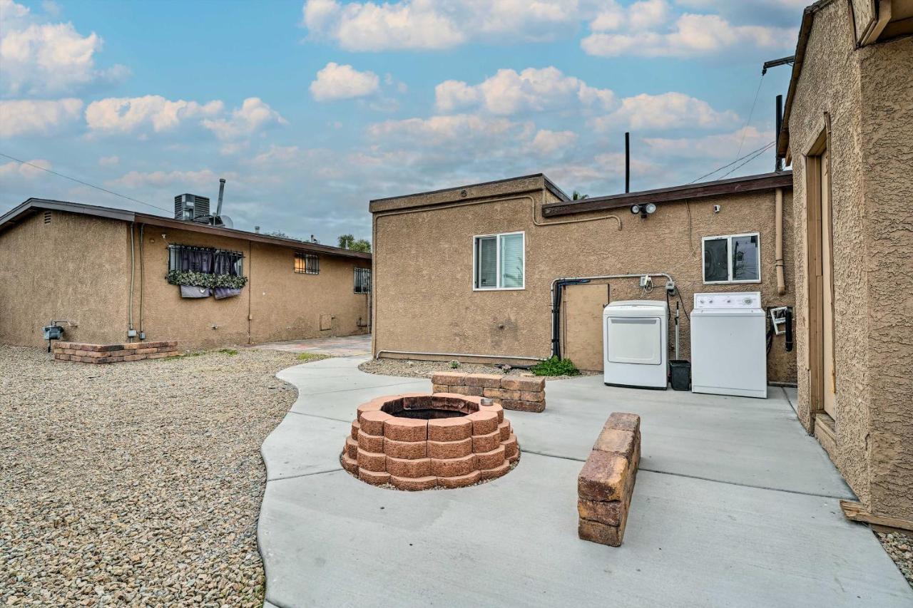 North Las Vegas Studio With Fire Pit 10 Mi To Strip Extérieur photo